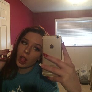 Meet your Posher, Dani